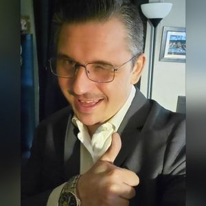 Meet your Posher, Steve